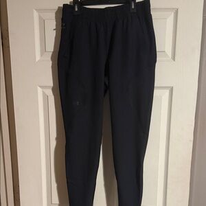 Women’s Black underarmour Pants size small